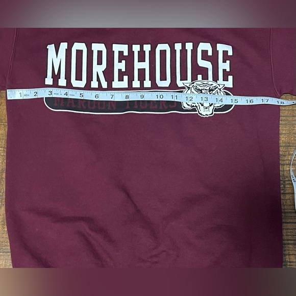 Vintage Morehouse College Sweatshirt - Small (18 x 22) - Picture 4 of 5